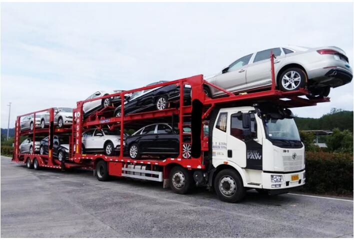 泉州到鹤庆县轿车托运